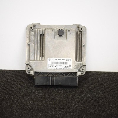 Unitate de control motor OPEL INSIGNIA A G09 2010 OEM: 555769060281017105,55576906 3747883 foto