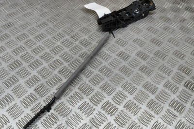 Cadru m&amp;acirc;ner interior ușă st&amp;acirc;nga spate VW GOLF VI 5K1 2011 OEM: 5N0837017C,5N0839885H | 28265736 foto