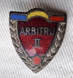 ARBITRU categoria a II - Fotbal - insigna veche anii 1950, email la cald