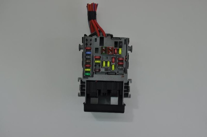 Panou de siguranțe OPEL ZAFIRA TOURER C P12 2014 OEM: 13222786 1511782