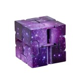 Jucarie interactiva antistres cu miscari infinite, cub magic, 3 ani, 4x4x4cm, violet, Flippy