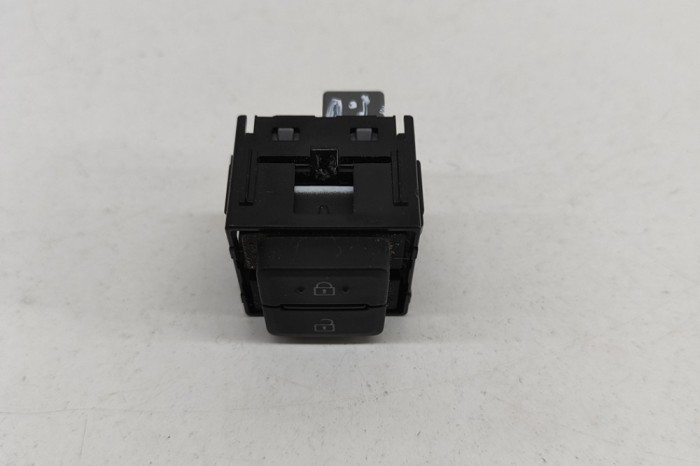 Comutator &icirc;nchidere centralizată TOYOTA SIENNA _L4_ 2020 OEM: 84930-0E190 27351837