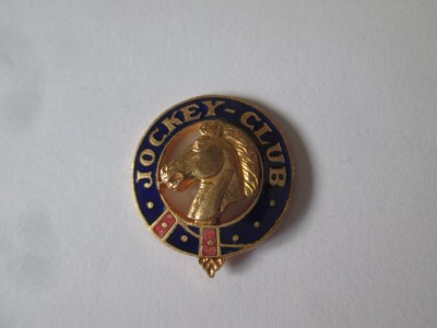 Rara! Insigna colectie Jockey-Club Roman foto