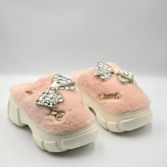 Papuci de casa cu blanita si funde decorative, Roz - 40-41