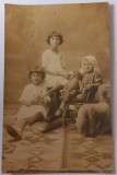 Fotografie familia Simian