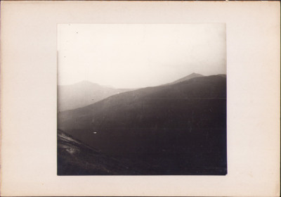HST G98N Vedere luată de pe Pietrosul, fotografie de Emmanuel de Martonne, 1921 foto