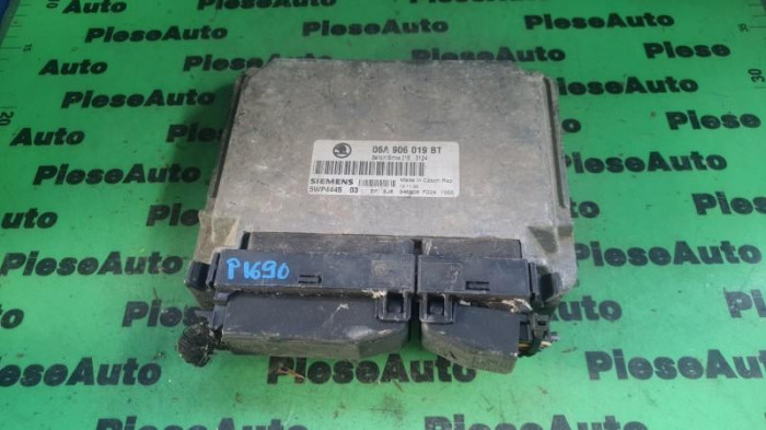 Calculator motor Skoda Octavia (1996-2004) 06a906019bt