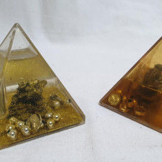 Jucarie surpriza pentru birou suport creioane comoara din piramida aur & monede