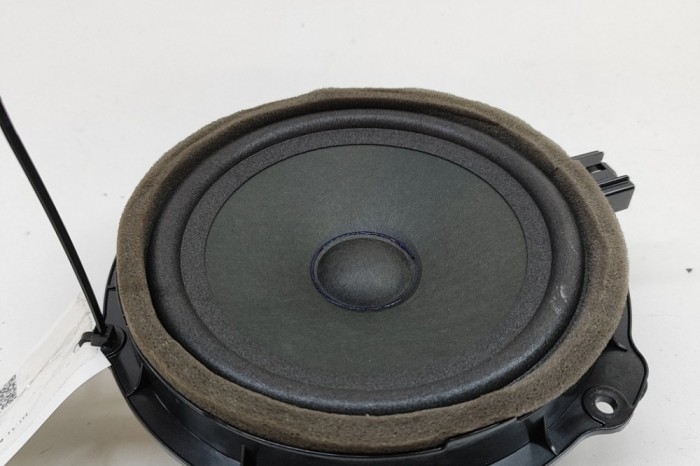 Difuzor ușă dreapta spate FORD PUMA J2K, CF7 2020 OEM: H1BT-18808-FB 22944211
