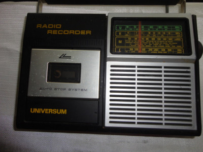 RADIO RECORDER UNIVERSUM model CTR 1186 foto