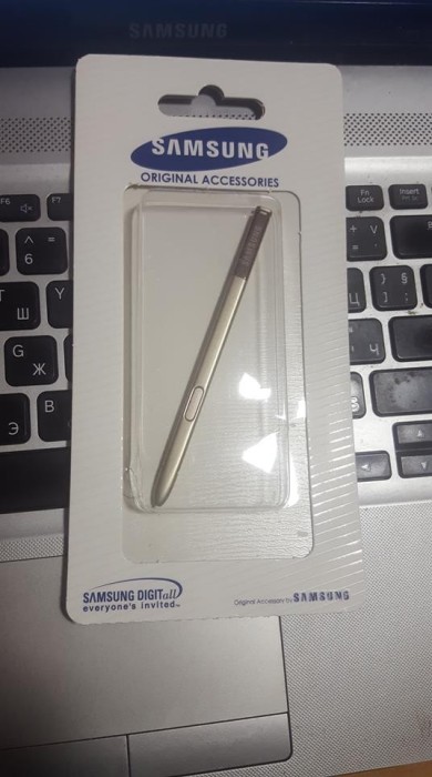 Vand stylus, S-pen (creion) original pt Samsung Galaxy NOTE 8 Vand stylus, S-pen (creion) original pt Samsung Galaxy NOTE 8