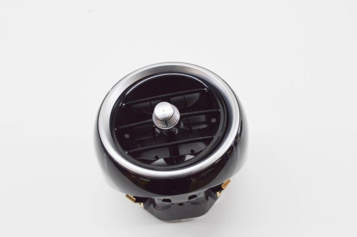 Gura de ventilație planșa de bord MERCEDES-BENZ C W205 2015 OEM: A2058301100 20571905