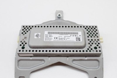 Alt modul de control TESLA MODEL Y 2021 OEM: 1527974-00-C 14825436 foto