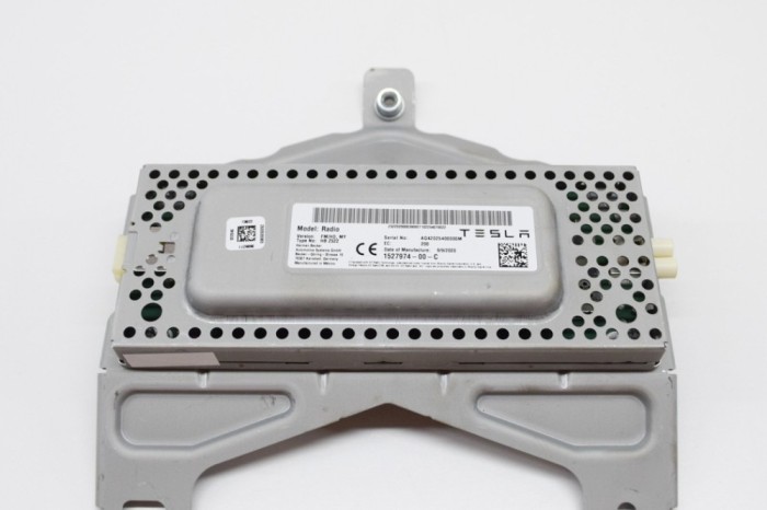 Alt modul de control TESLA MODEL Y 2021 OEM: 1527974-00-C 14825436