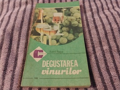 Degustarea vinurilor foto