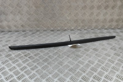 Ornament vertical parbriz dreapta PORSCHE PANAMERA 971 2018 OEM: 971854335 | 30620319 foto