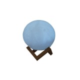 Lampa de veghe luna 3D Moon Light, lumina multicolora LED, 7 culori, schimbare culoare prin atingere, alimentare baterii, fara acumulator, stand din p