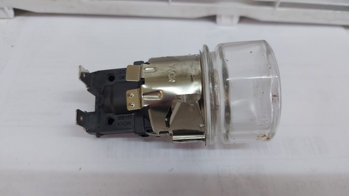 Ansamblu luminat cuptor, Aragaz BEKO FSST62110DW / R30