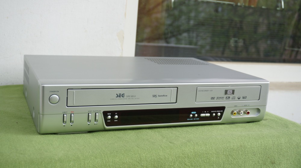 Video recorder VHS SEG model DVRC-600 Stereo Hi-Fi | arhiva Okazii.ro