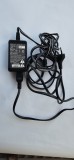 ALIMENTATOR, INCARCATOR SONY AC-L200 LA 8,4 V - 1,7 A