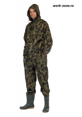 Costum de ploaie camouflage Cerva, ideal pentru pescari foto