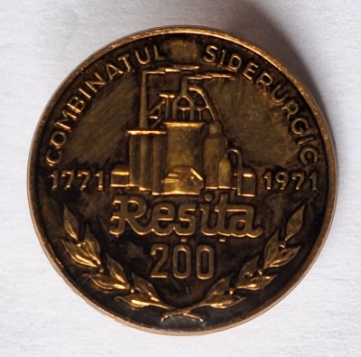 Combinatul siderurgic Resita (1771-1971) -insigna veche metalurgie industrie foto