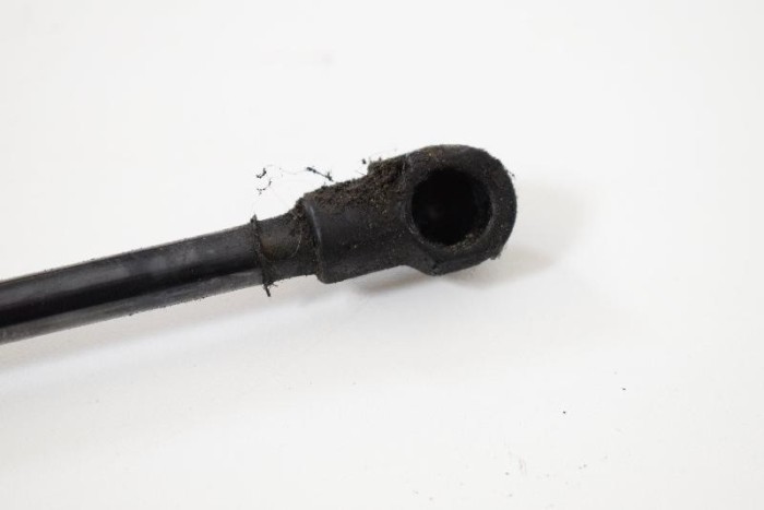 Amortizor capota st&acirc;nga față BMW 3 E90 2007 OEM: 7060550 2760990