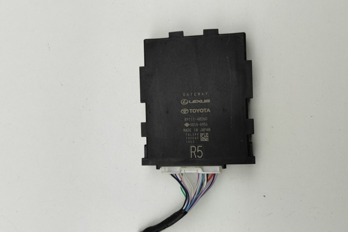 Unitate de control Gateway LEXUS RX _LA1_, _LH1_ 2023 OEM: 89111-48260 | 30747461