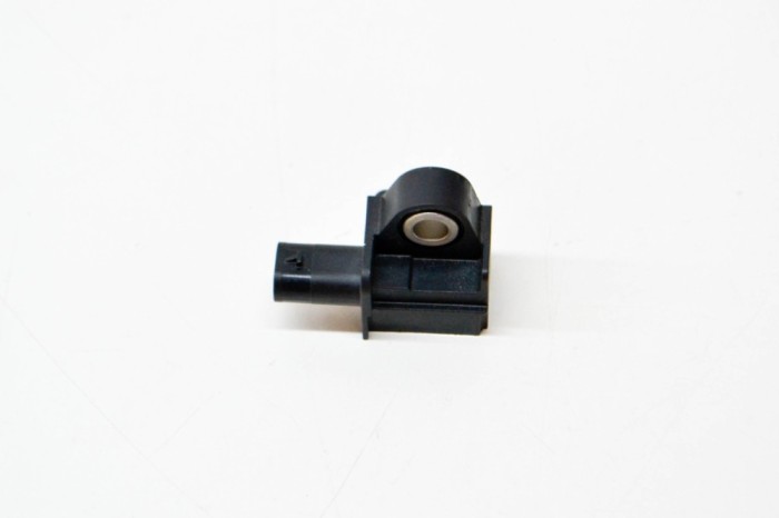 Senzor de impact st&acirc;nga spate AUDI Q2 GA 2020 OEM: 5WA959651 13551313