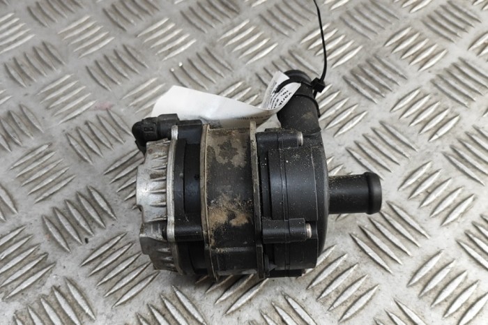 Pompa de apa auxiliara AUDI A3 Sportback 8VA, 8VF 2018 OEM: 04L965567,0392024003 30825129