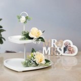 Suport etajat din lemn pentru prajituri, 2 nivele in forma de inima, alb, 33 cm, CMCLASS