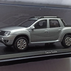 Macheta Renault Duster Oroch 2016 silver (Dacia) - Norev 1/43