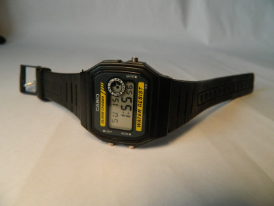 Ceas vintage unisex CASIO digital, alarm chrono cod C11 foto