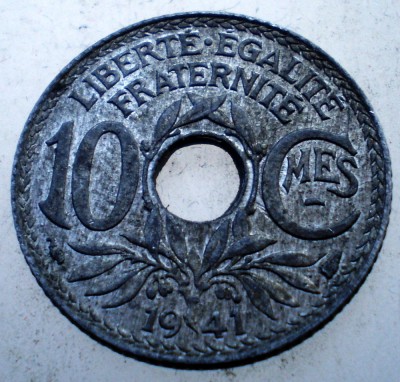 7.935 FRANTA WWII 10 CENTIMES 1941 ZINC foto