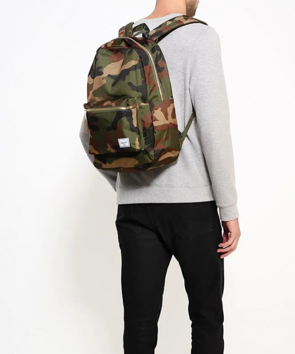 Rucsac Herschel Settlement Woodland Camo - Cod 1508834560