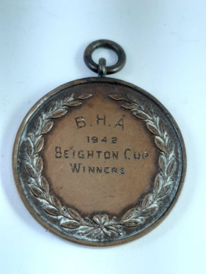 De colectie! Foarte rara medalie bronz B.H.A Beighton Winners Cup 1942 ! foto