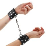 KINK - WRIST RESTRAINTS WITH SNAP FASTEN FULL OF RIVETS BLACK ADJUSTABLE 19-24 CM X 5.5 CM, KINK WRIST RESTRAINT