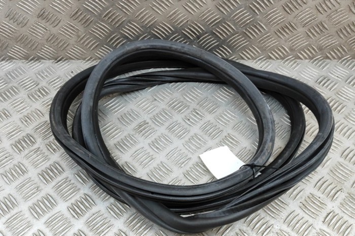 Garnitura ușă st&acirc;nga spate BMW X3 G01, F97 2020 OEM: 7393449 | 22584764