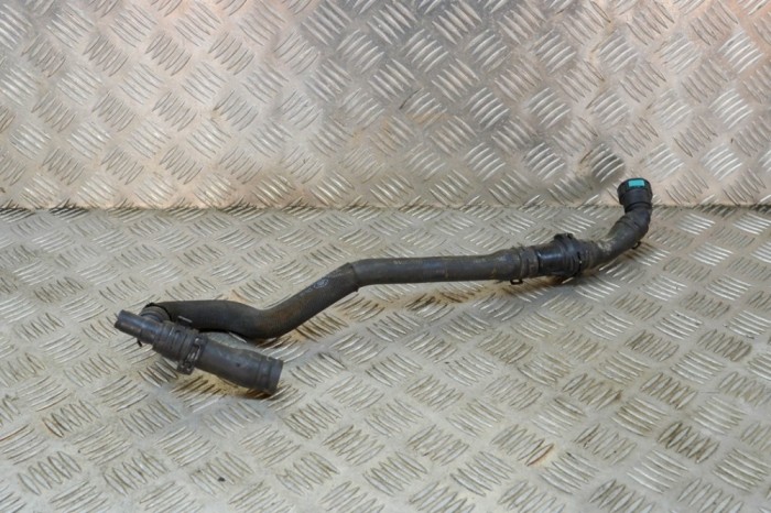 Furtun de lichid de răcire LAND ROVER RANGE ROVER SPORT II L494 2019 OEM: JPLA-8286-AE 14171430