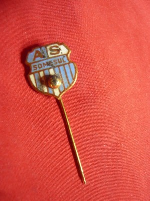 Insigna veche a Clubului de Fotbal AS Somesul h=1,7cm , metal si email foto