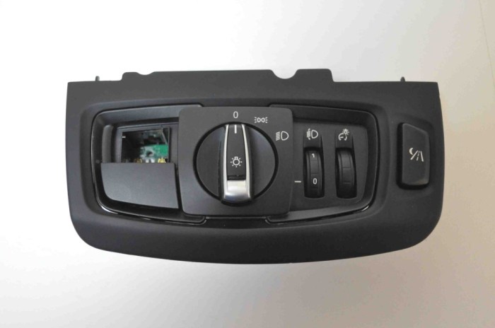 Modul de control comutator faruri BMW i3 I01 2014 OEM: 9311724,5145927060 2311892