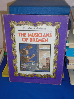 BROTHERS GRIMM - THE MUSICIANS OF BREMEN * ILLUSTRATED BY VASILE OLAC , 1985 foto