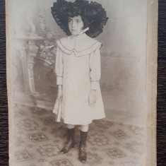 FOTOGRAFIE VECHE - COPIL - ATELIER, LUNGIME 16 CM, TURNU MAGURELE 1902