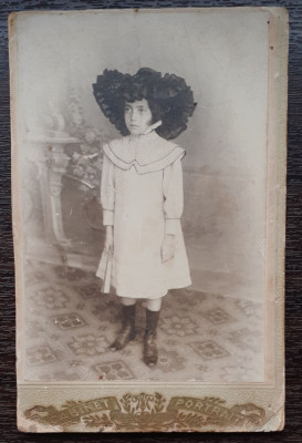 FOTOGRAFIE VECHE - COPIL - ATELIER, LUNGIME 16 CM, TURNU MAGURELE 1902 foto