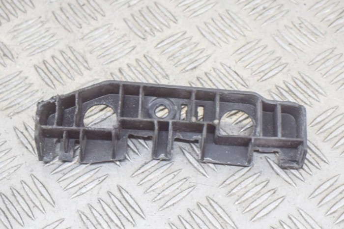 Suport aripa dreapta față AUDI A5 F53 2018 OEM: 8W6853922A 12211842