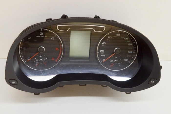 Ceas de bord AUDI Q3 8U 2012 OEM: A2C53372539,A2C80909000,8U0920980A | 18315998