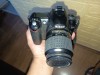Nikon D50 + Obiectiv Nikon AF-S DX 18&ndash;55mm + Incarcator Are Doar 3569 cadre (Actionări totale ale obturatorului)