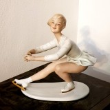 STATUETA DIN PORTELAN WALENDORF-PATINATOARE-SEMNATA KURT STEINER-GERMANIA ANII50