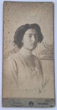 Fotografie de epoca, tip CDV , femeie tanara, studio Frații V&aacute;ncza din Miskolc, Ungaria