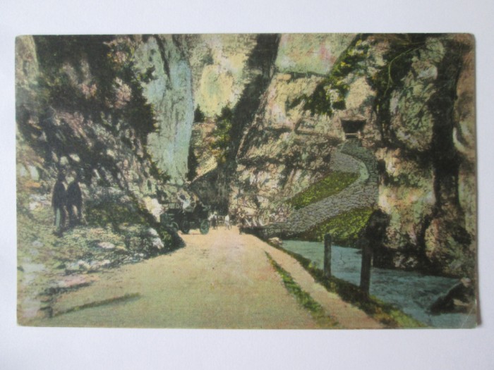 Campulung Muscel:Intrarea in defileu spre pestera Dambovicioara,auto,c.pos.1927